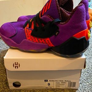 NEW Men’s sz 9 McDonald’s Harden 4’s!